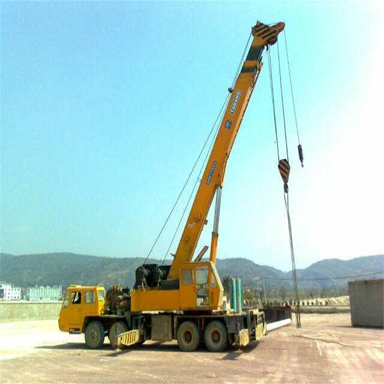 嘉鱼小型吊车出租价格是多少